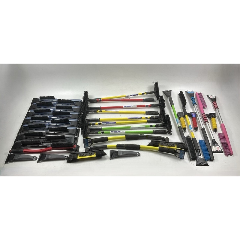 35 Assorted Mixed Ice Scrapers & Snow Broom Brushes - ICE SCRAPER Lot #17