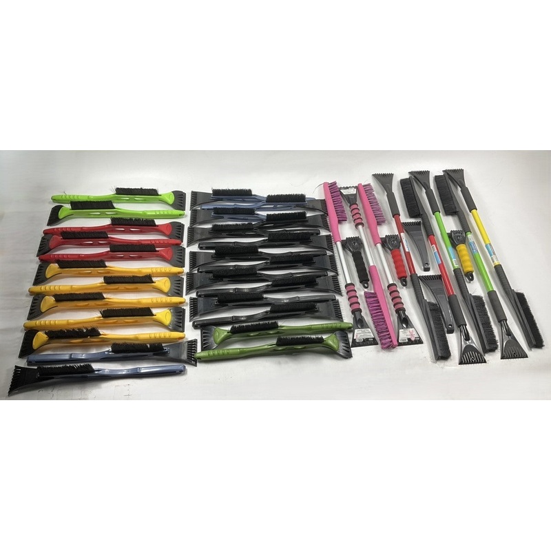 40 Assorted Mixed Ice Scrapers & Snow Broom Brushes - ICE SCRAPER Lot #8