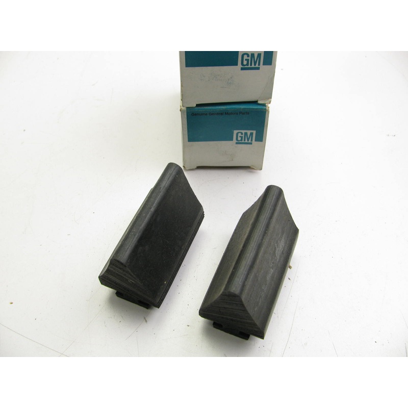 (2) NEW - OEM GM 6263975 Rear Suspension Differential Housing Insulator